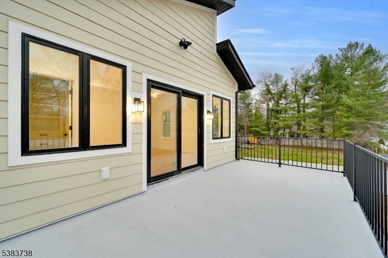 Riker Hill - Residential