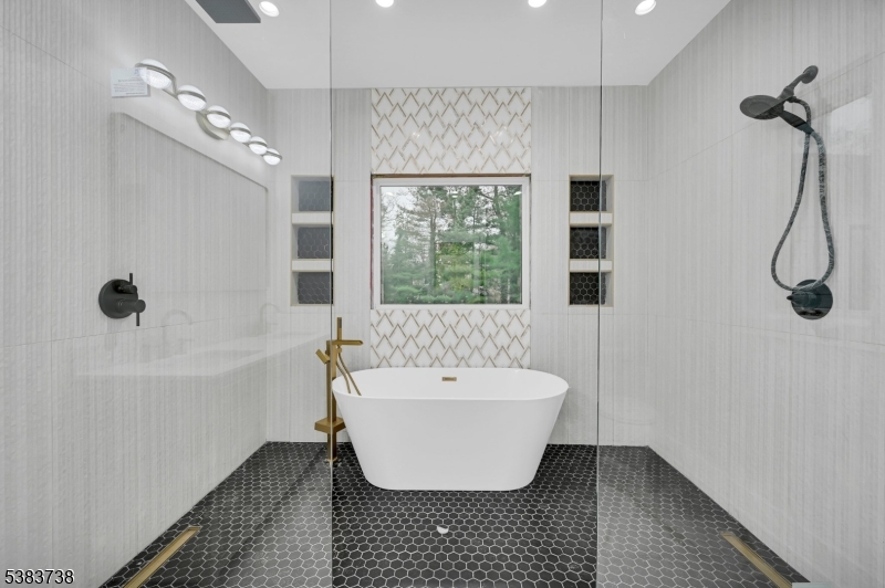 Riker Hill - Residential