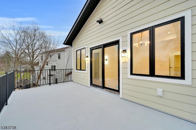 Riker Hill - Residential