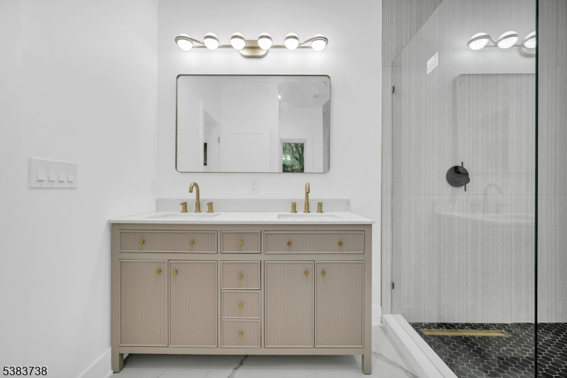 Riker Hill - Residential