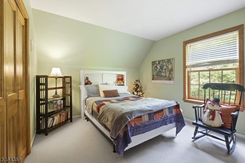 16 HANDS FARM - Residential