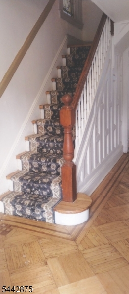 46 Sanford St - Photo 4