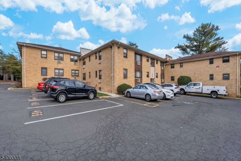 Regency Village - Residential