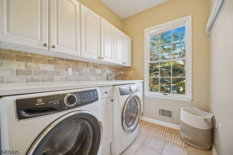 Beacon Crest - Residential