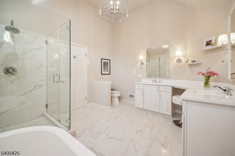 Beacon Crest - Residential