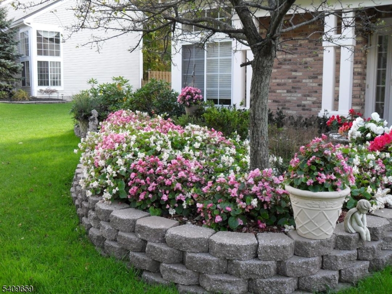 Country Oaks - Residential