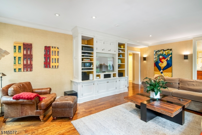 Old Short HIlls - Residential