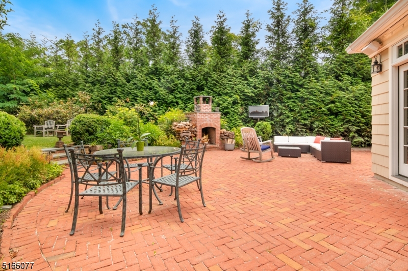 Old Short HIlls - Residential