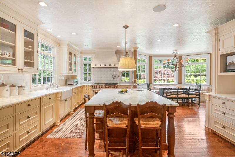 Old Short HIlls - Residential