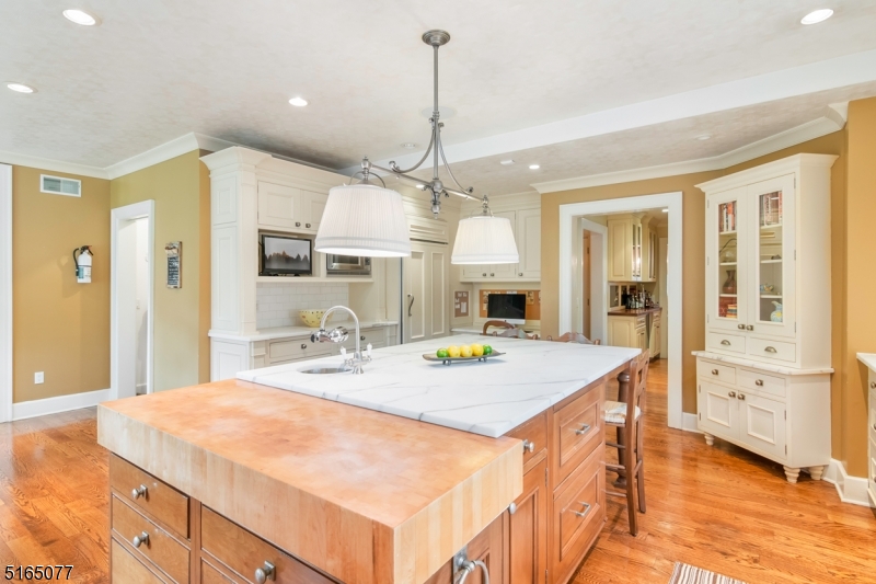 Old Short HIlls - Residential