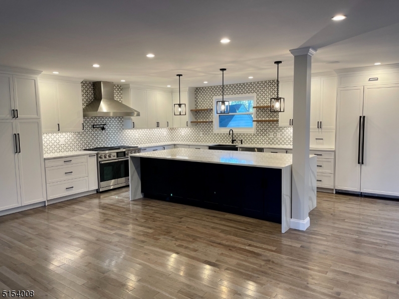 Golf Island - Residential