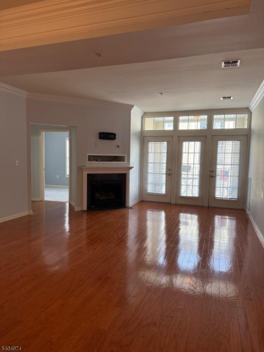 Winthrop Royal Club - Residential