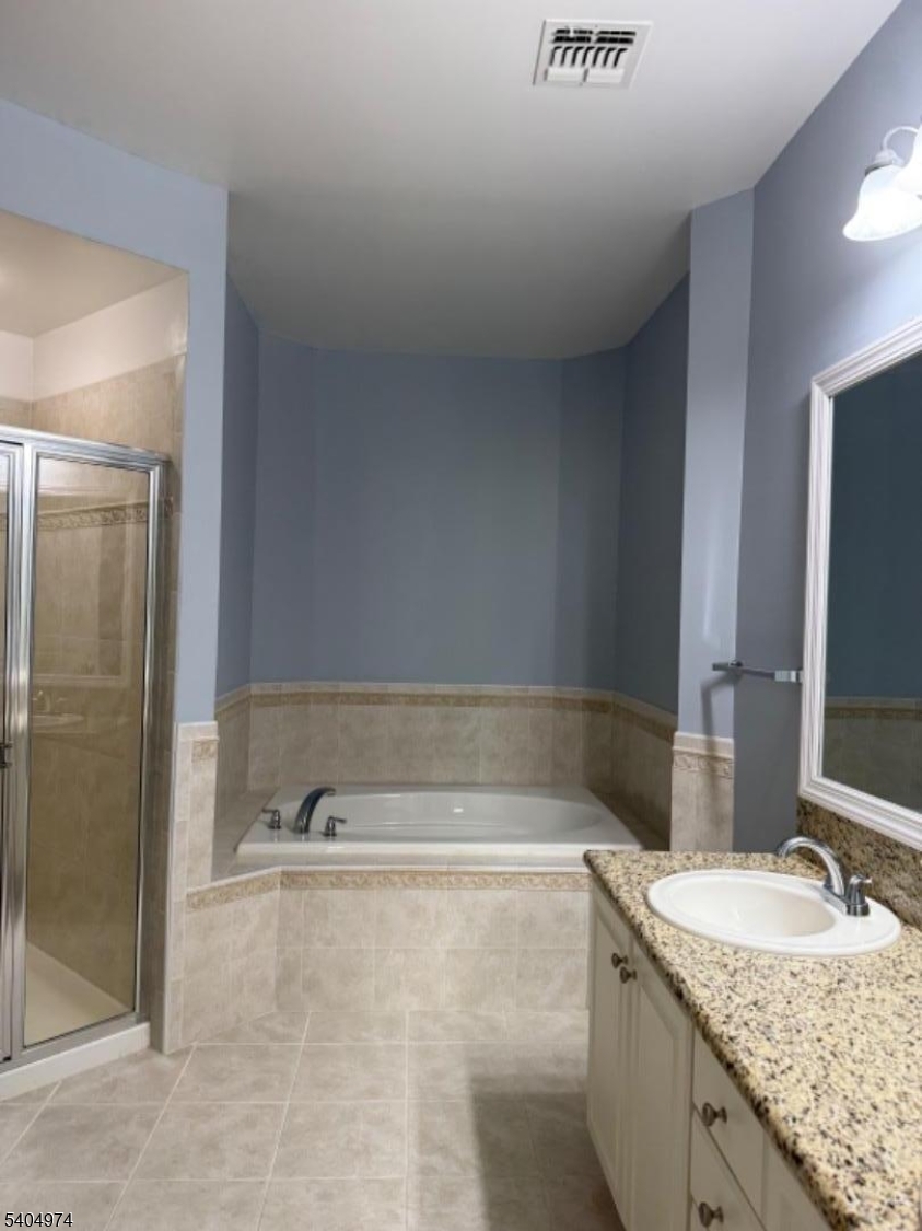 Winthrop Royal Club - Residential