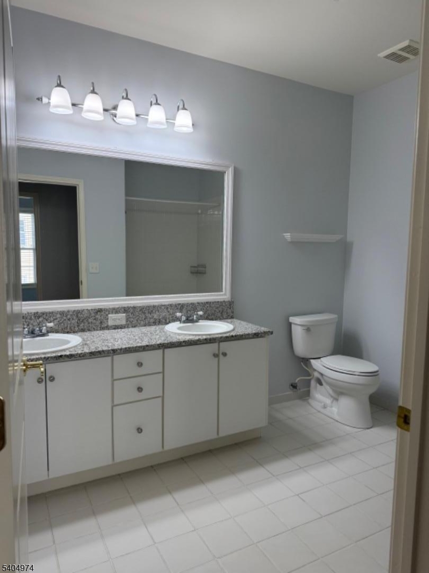 Winthrop Royal Club - Residential