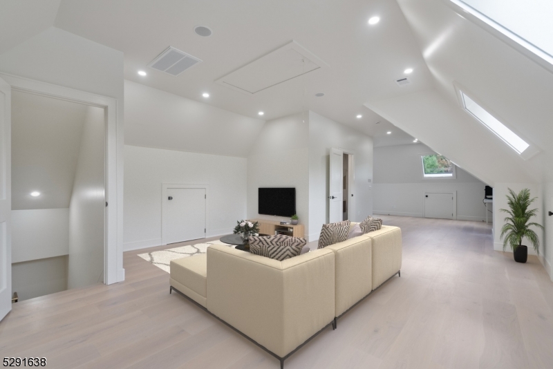 ST.CLOUD - Residential