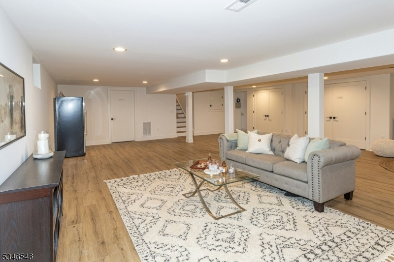 Parkwood Section - Residential