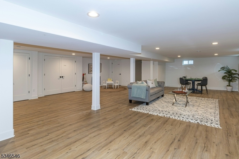 Parkwood Section - Residential