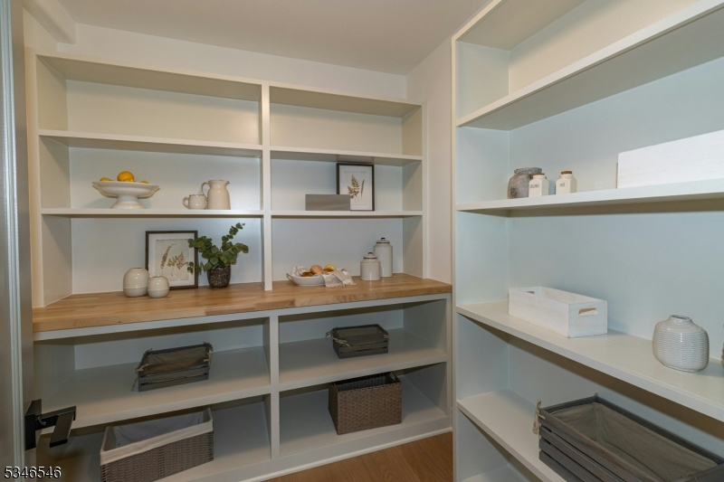 Parkwood Section - Residential