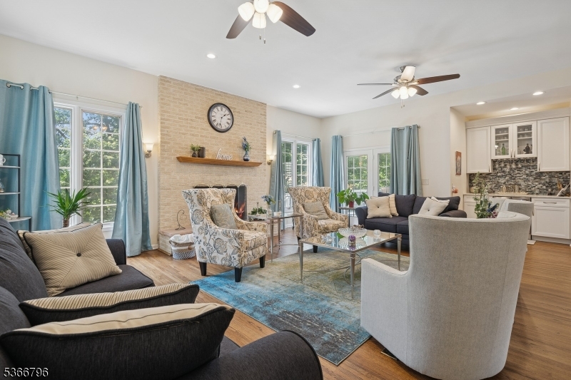 Paramount Estates - Residential