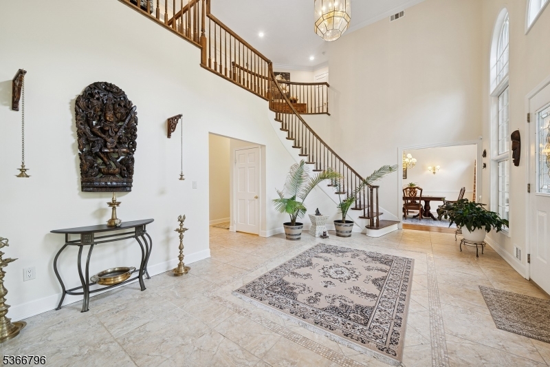 Paramount Estates - Residential