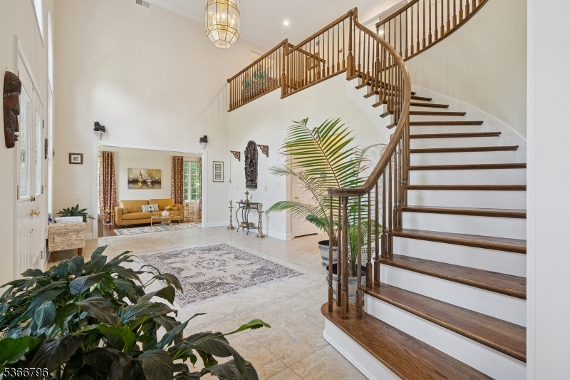 Paramount Estates - Residential