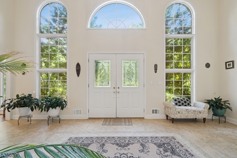 Paramount Estates - Residential