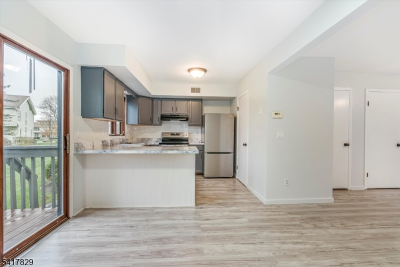 Rolling Hills - Residential