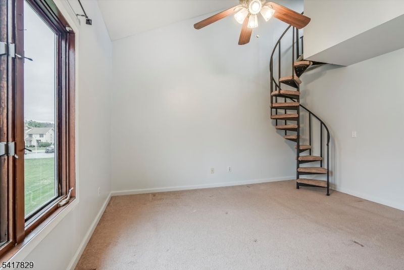 Rolling Hills - Residential