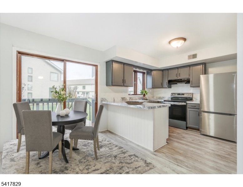 Rolling Hills - Residential