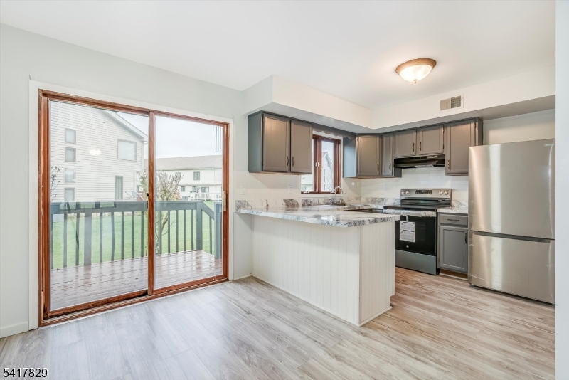 Rolling Hills - Residential