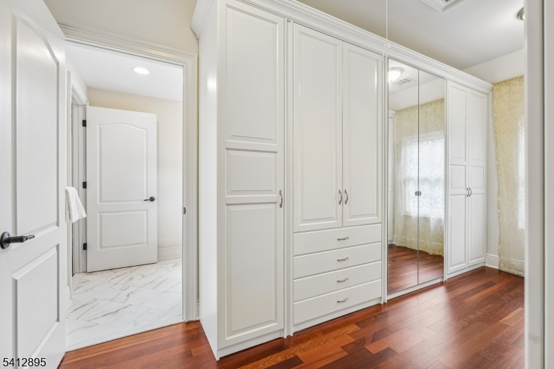 Hartshorn - Residential