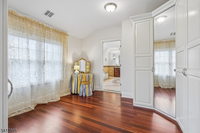 Hartshorn - Residential