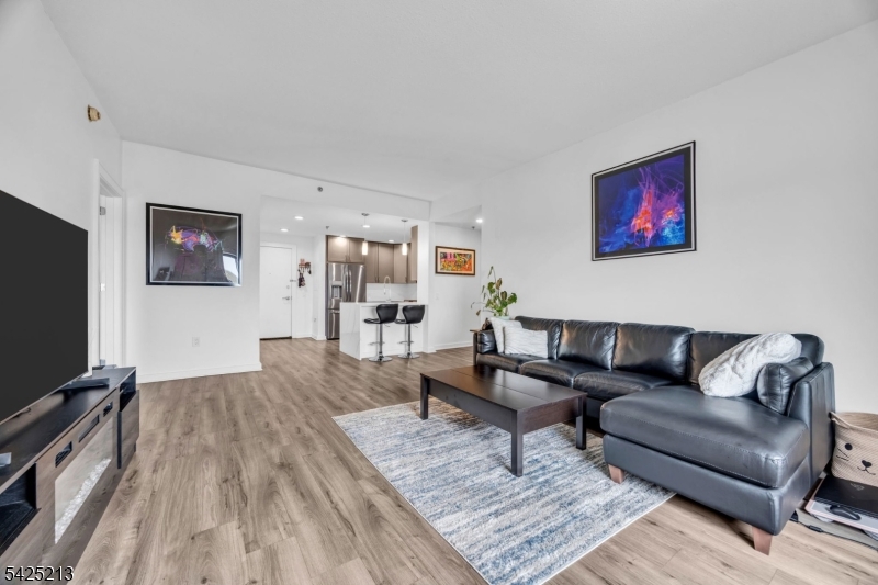 Skyview Condominium - Residential