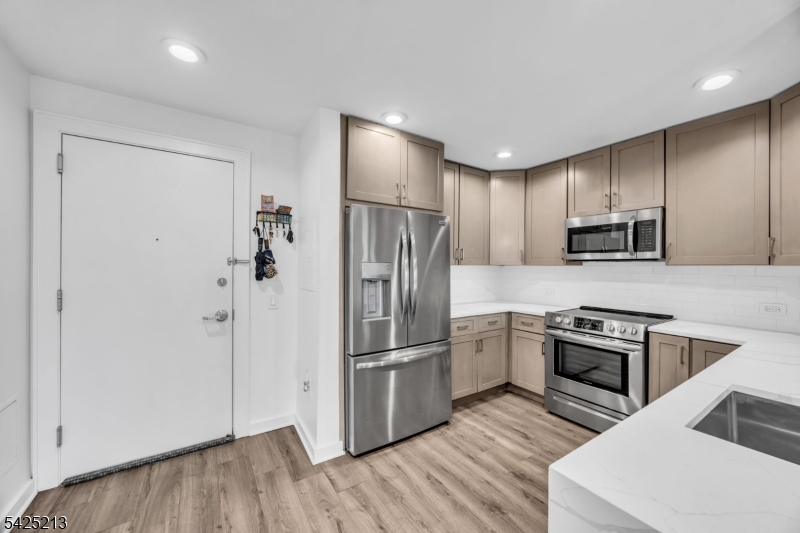 Skyview Condominium - Residential