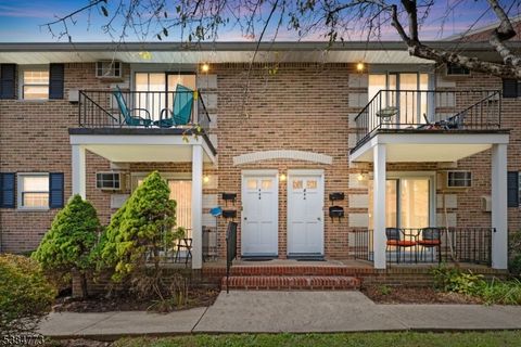 320 South Street 4f, Morristown Town, NJ 07960 - #: 3993772