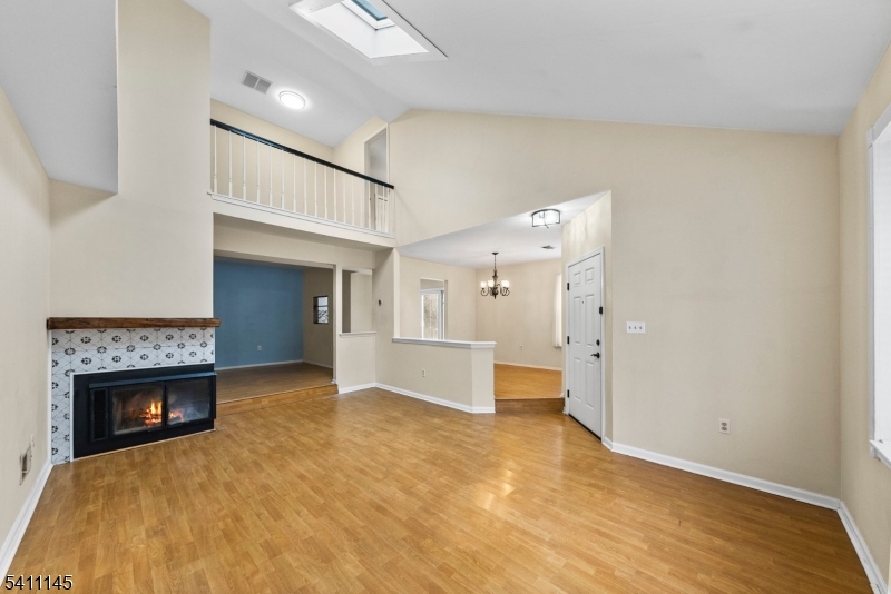 VILLA HOMES - Residential