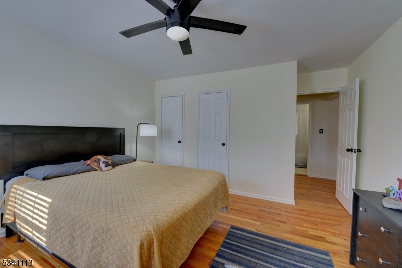 Verona Twp., New Jersey 07004, United States, 2 Bedrooms Bedrooms, ,1 BathroomBathrooms,Residential,Active,81514