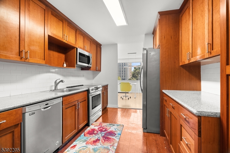 Claridge House - Residential