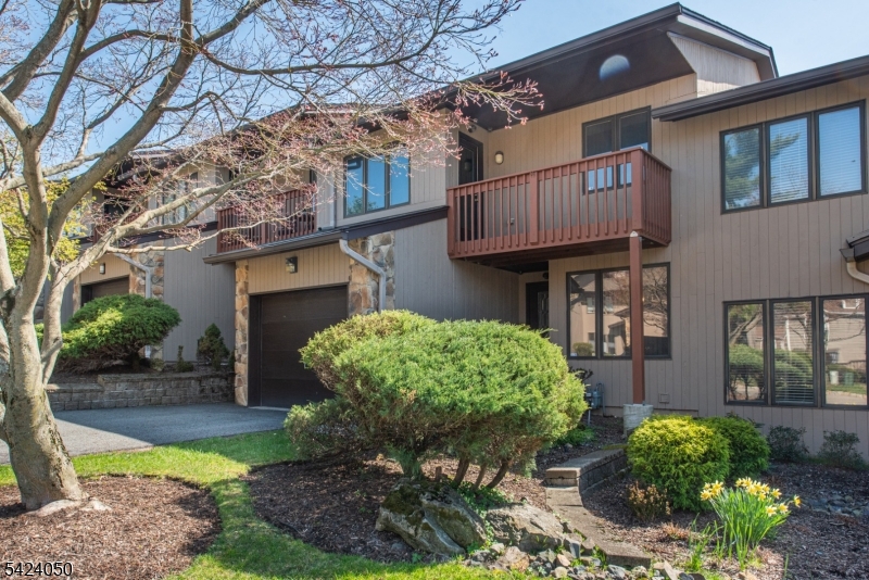 Wedgewood Knolls - Residential