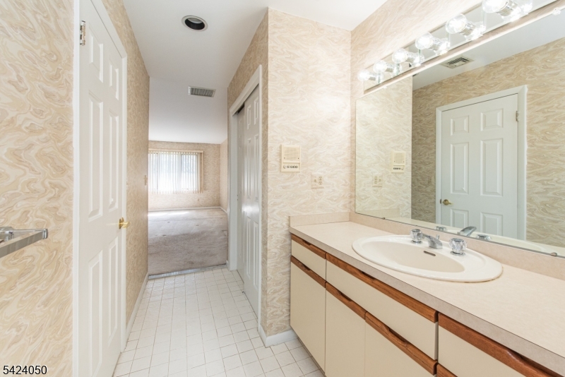 Wedgewood Knolls - Residential