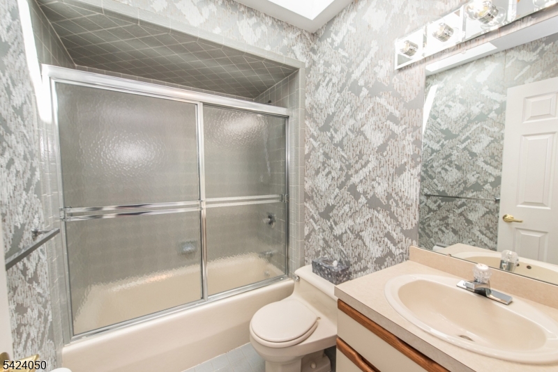 Wedgewood Knolls - Residential