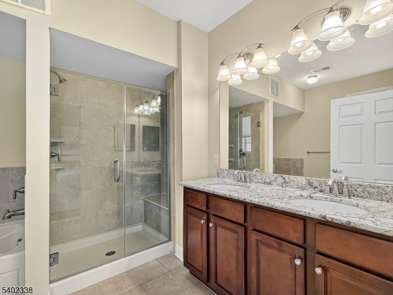 Four Seasons at Great Notch - Residential