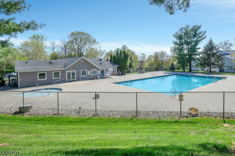 Crestmont Highlands - Residential
