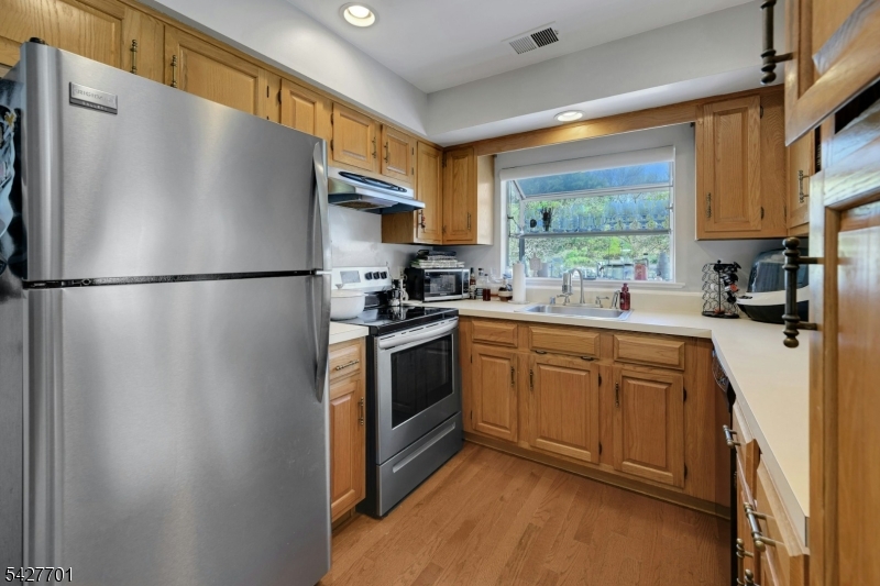 Crestmont Highlands - Residential