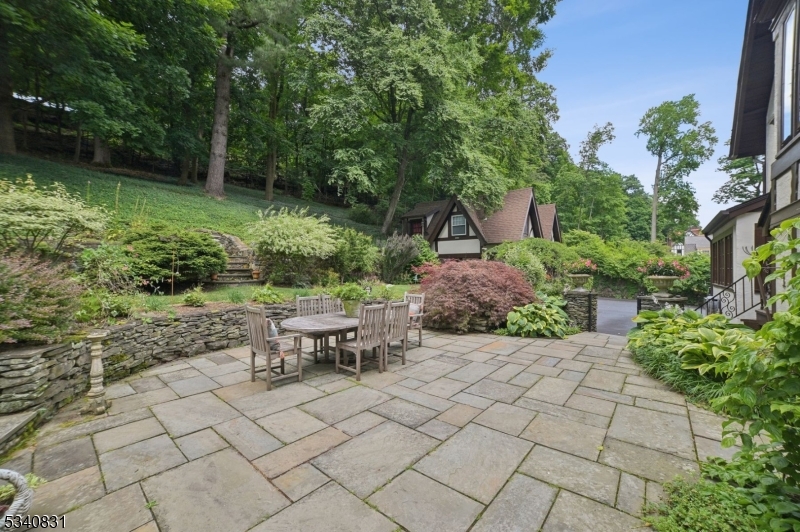 Estate Section - Residential