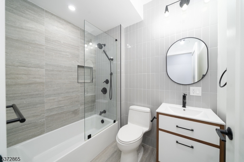 67 Virginia Avenue Condo - Residential