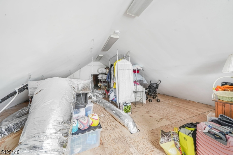 Yantacaw - Residential