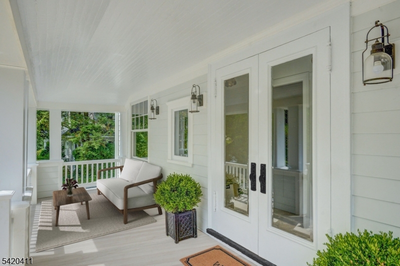 Maplewood Ave - Residential