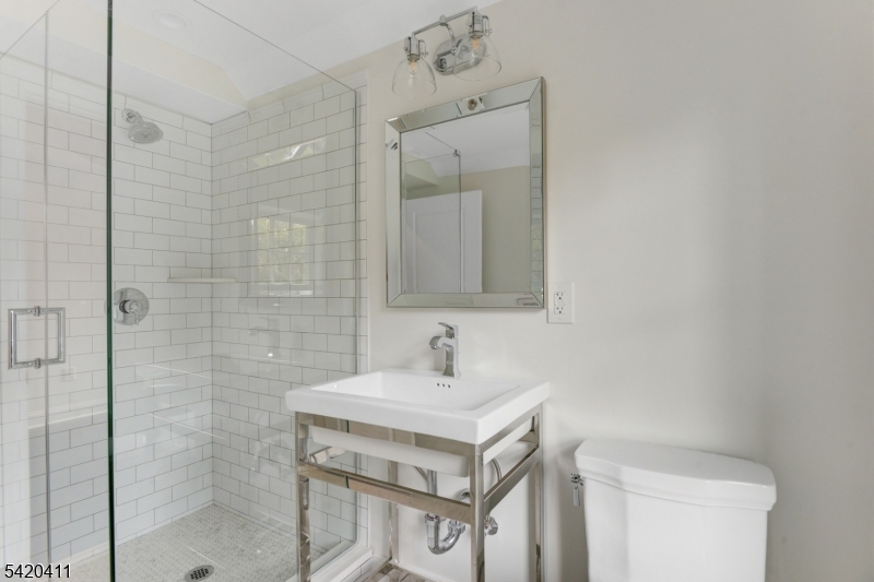 Maplewood Ave - Residential