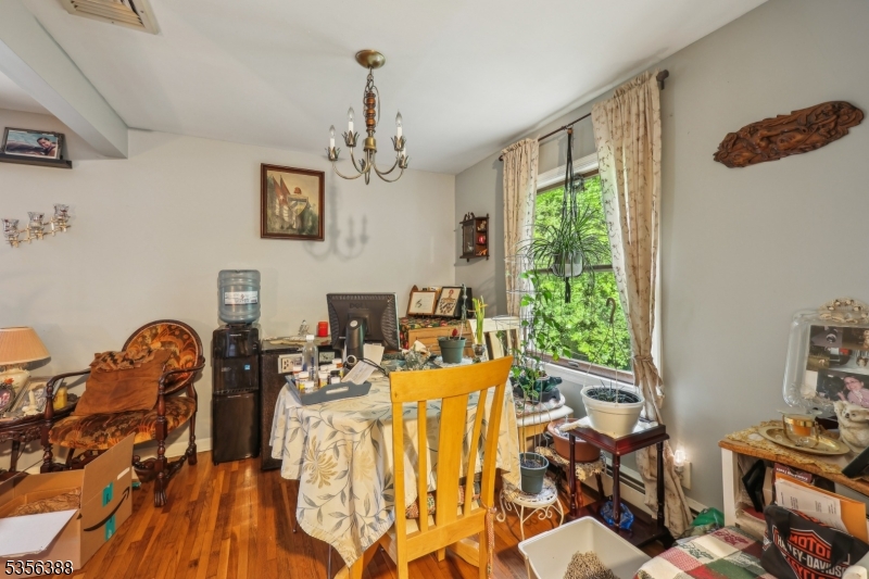 40 W Prospect St